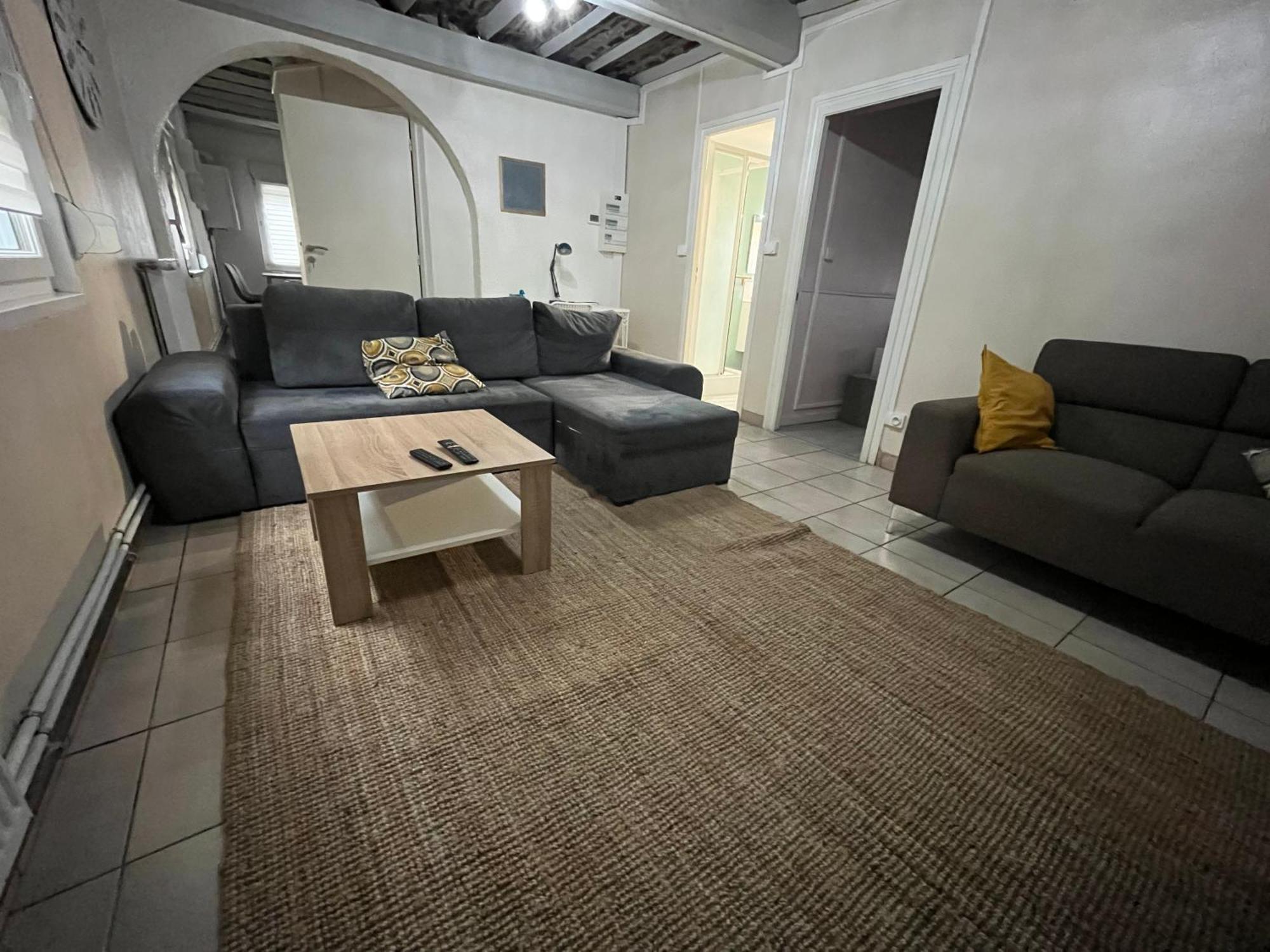 Appartement De Charme 40M2 Proche Centre Hospitalier Valenciennes Dış mekan fotoğraf